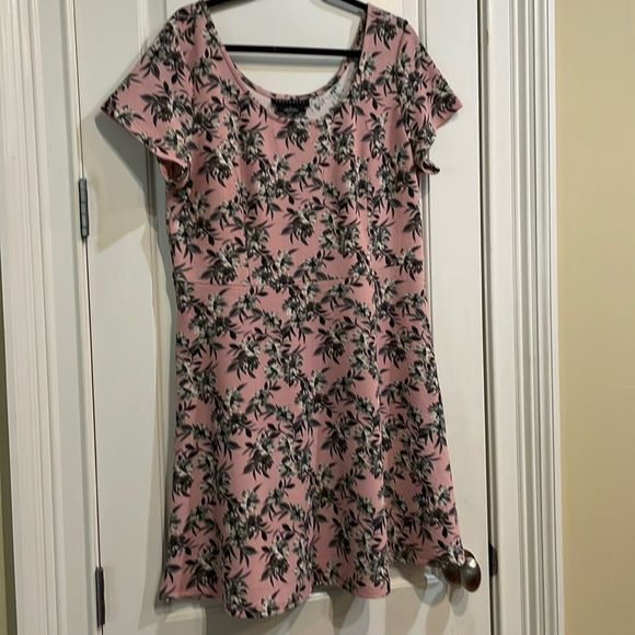 FOX AND ROYAL plus size dress, excellent condition Sz 1 x - Picture 1 of 7